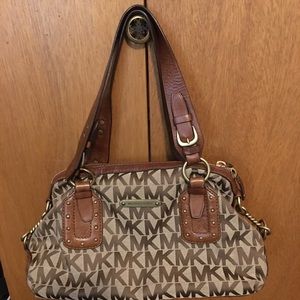 Micheal Kors Purse
